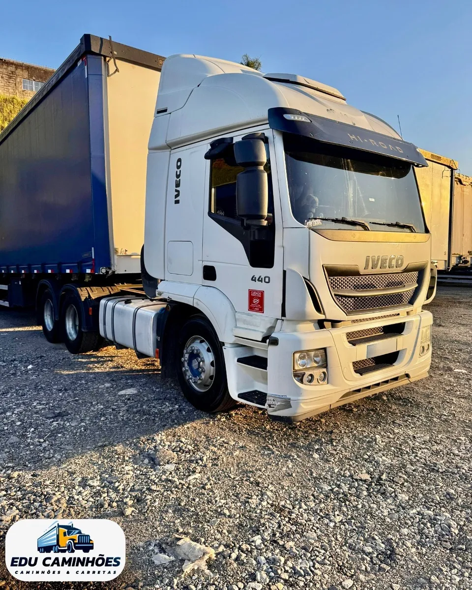 D_NQ_NP_2X_645054-MLB84984205001_052025-F-hi-road-iveco-440-6x2